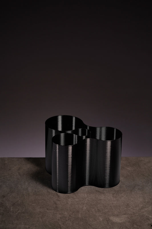 Coral Crest Pot Black